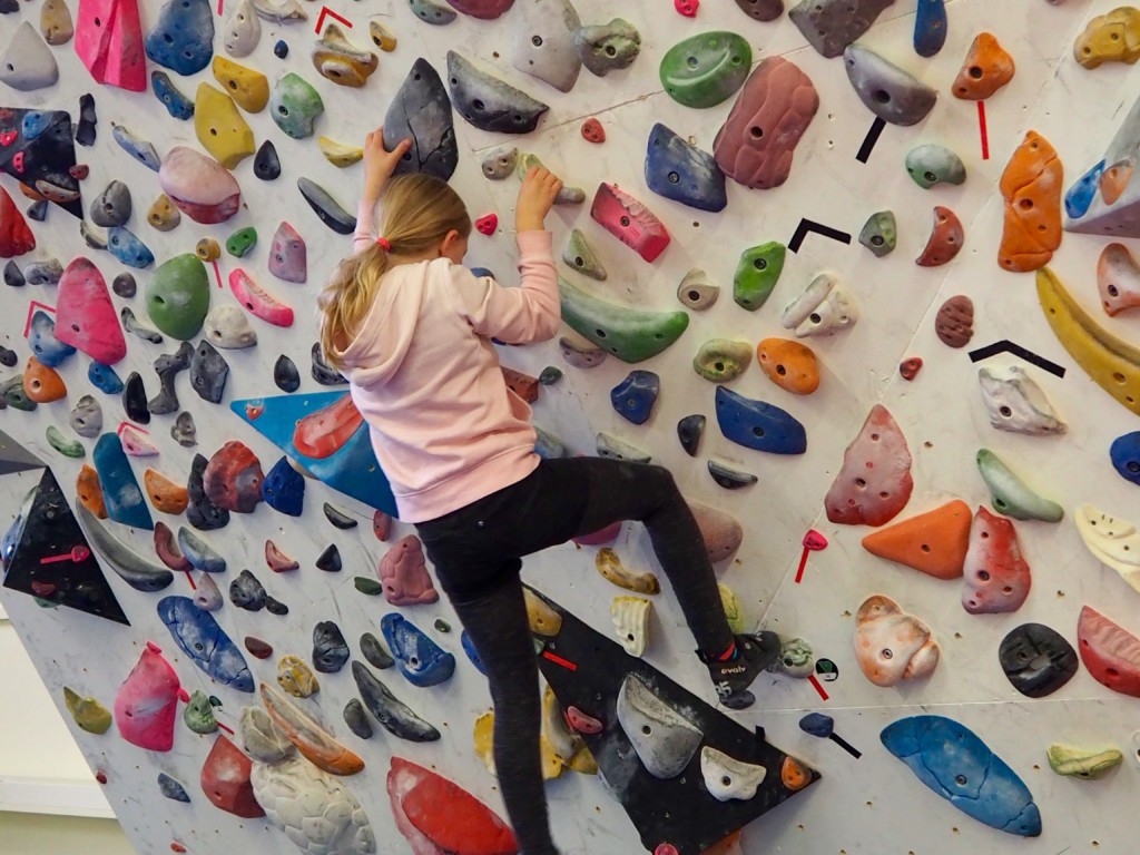 Klettern Bouldern Västervik Smaland Schweden Familie Aktivurlaub