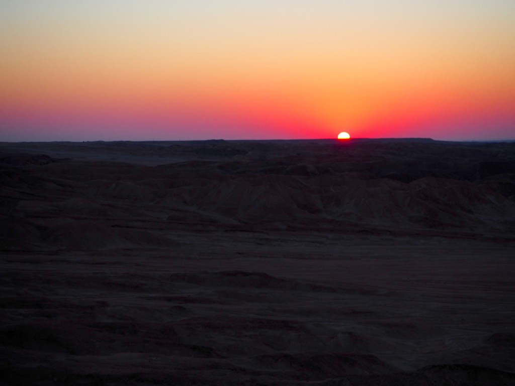 Mondlandschaft Namibia Desert Tracks Swakopmund