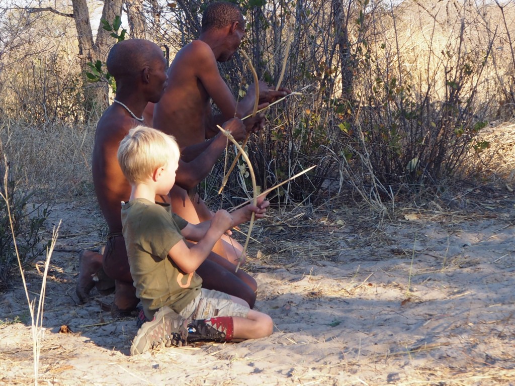 Bushmen camp Fiume Namibia Grootfontain Buschmänner San Safari lebendiges Museum Familienreise