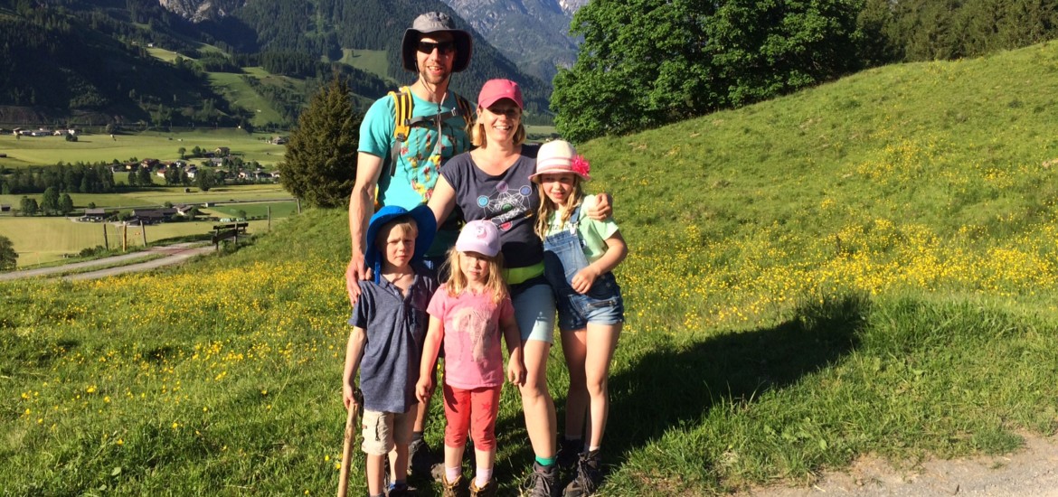 Familie Berge Reisen Österreich Tirol