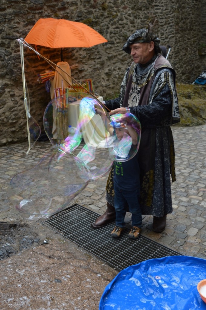 Schloss Vianden Luxemburg Familienurlaub Mittelalterfest